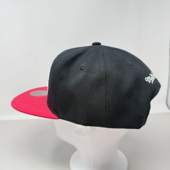 Mitchell & Ness San Antonio Spurs Core Basic Black Pink Snapback Cap Hat - Picture 5 of 11